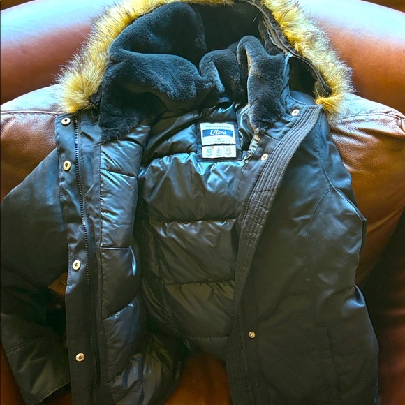 Abercrombie Fitch Black Puffer Jacket with Faux Fur Trim